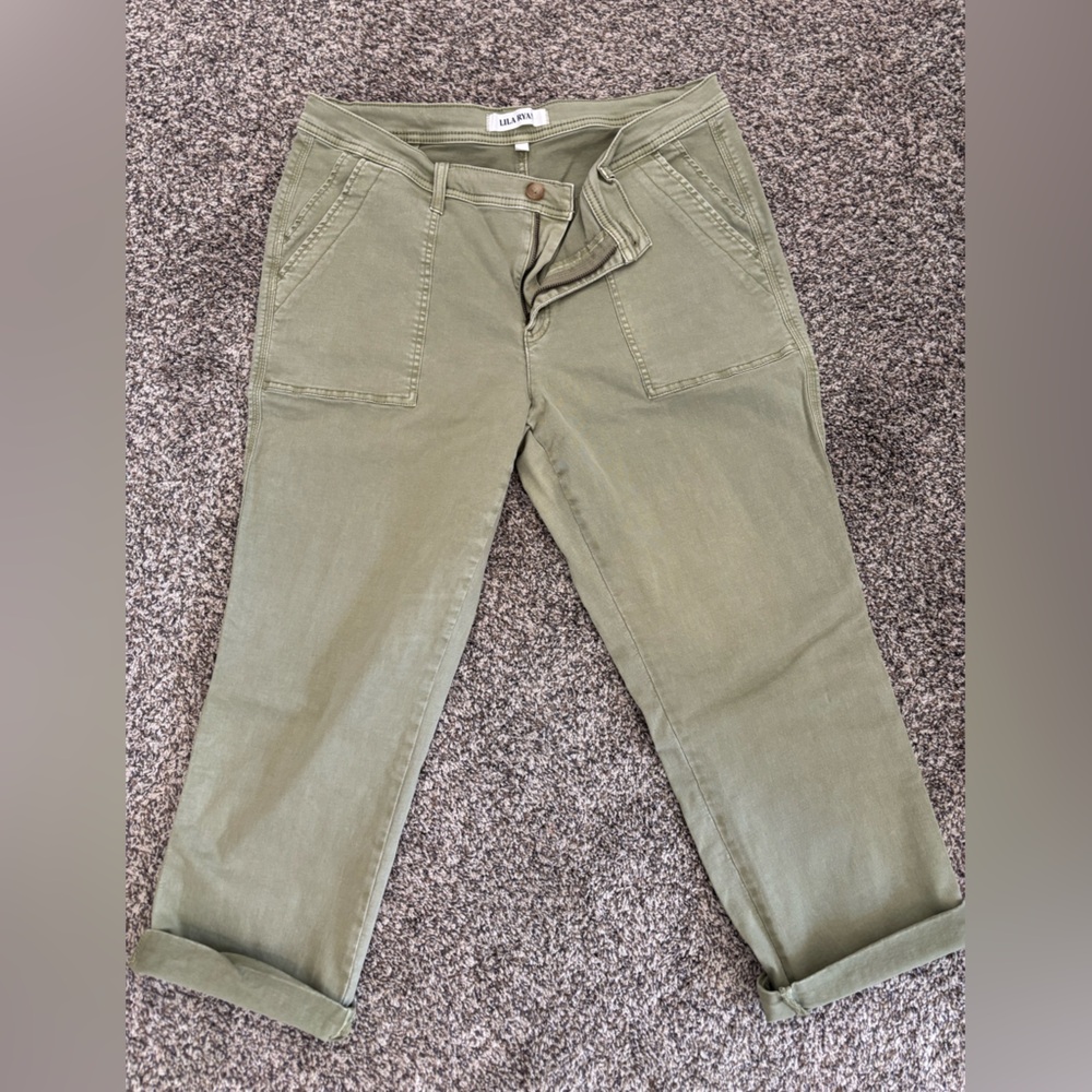 LILA RYAN Light Olive Straight-Leg Utility Pants
